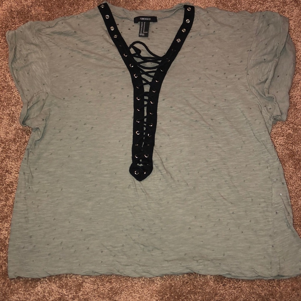Forever 21 army green shirt size M